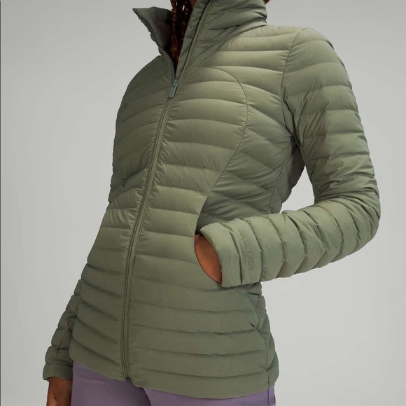 Lululemon Pack it Down Jacket - Picture 4 of 8